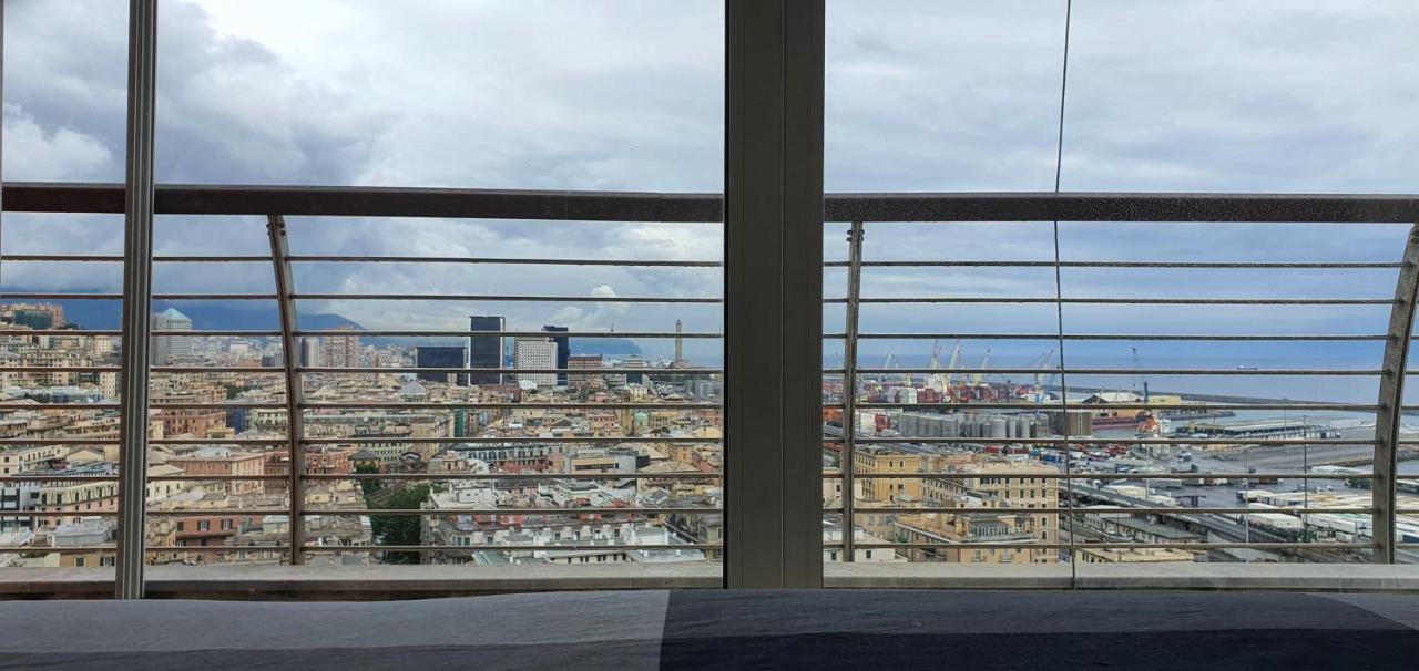 Attico Con Vista Su Genova Génova Exterior foto